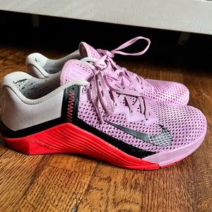 Nike Women’s Metcon 6 Training Shoes